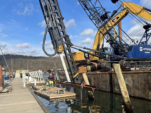 Vild ombygning af estakade og pier Vild ombygning af estakade og pier
